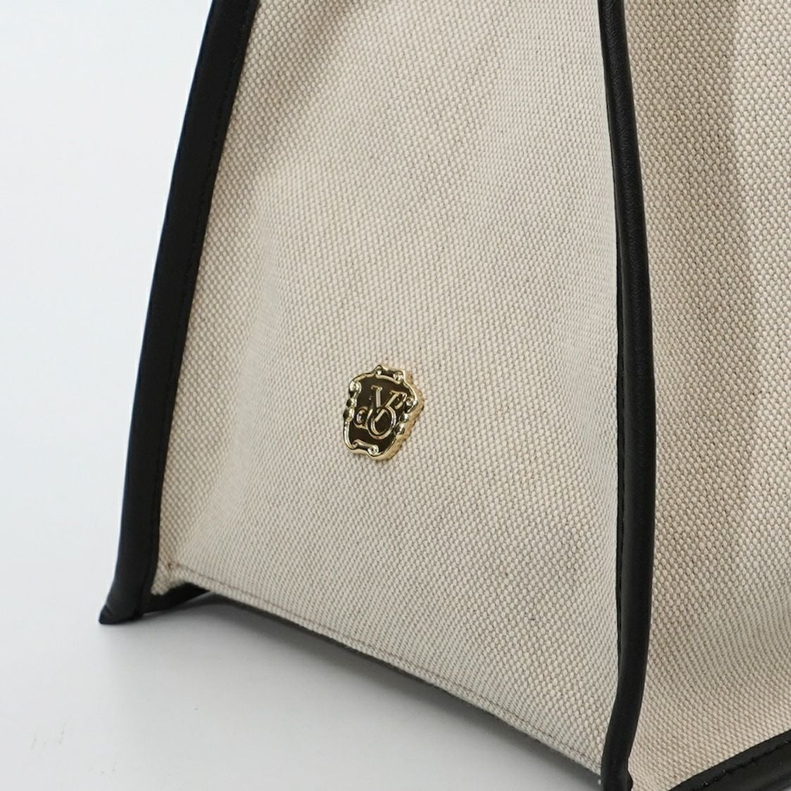 BRUNO / V-2288 | VIOLAd'ORO OFFICIAL STORE